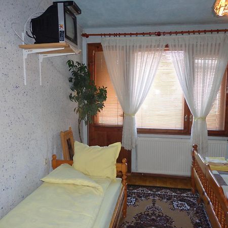 Family Hotel Ecorelax Madzhare エクステリア 写真